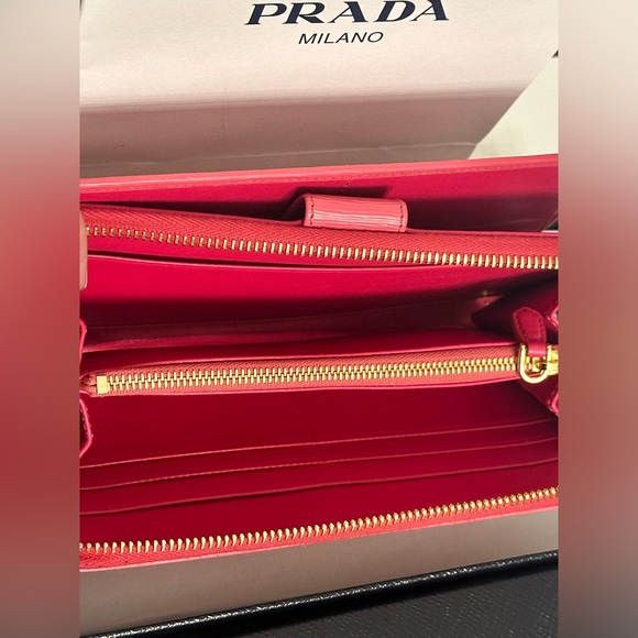 AUTHENTIC Prada Zip Around Long Wallet|Prada Vitello Move Zip Around Wallet - Picture 7 of 8
